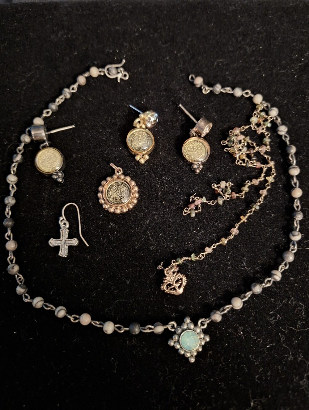 Virgin Saints Angel Mixed Lot